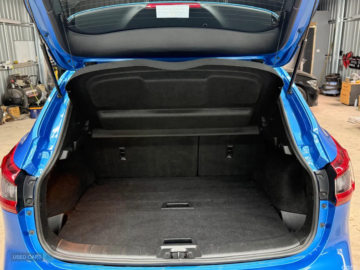 Nissan Qashqai SUV, Diesel, 2019, Blue