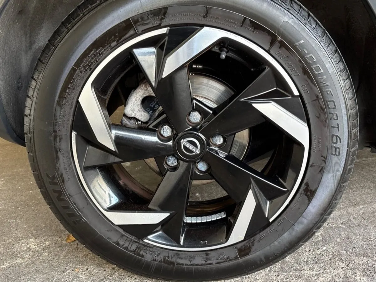 Nissan Juke SUV, Petrol Hybrid, 2024, Black
