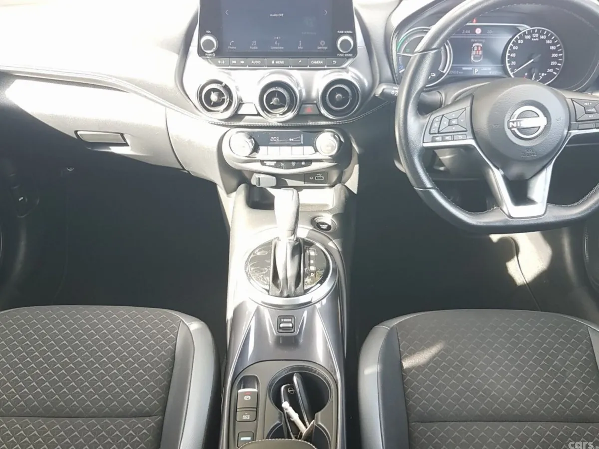 Nissan Juke SUV, Petrol Hybrid, 2024, Grey