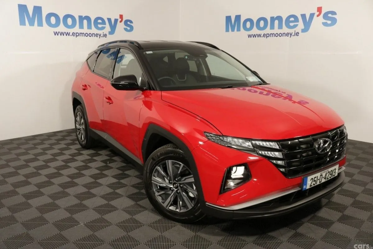 Hyundai Tucson SUV, Petrol Hybrid, 2025, Red