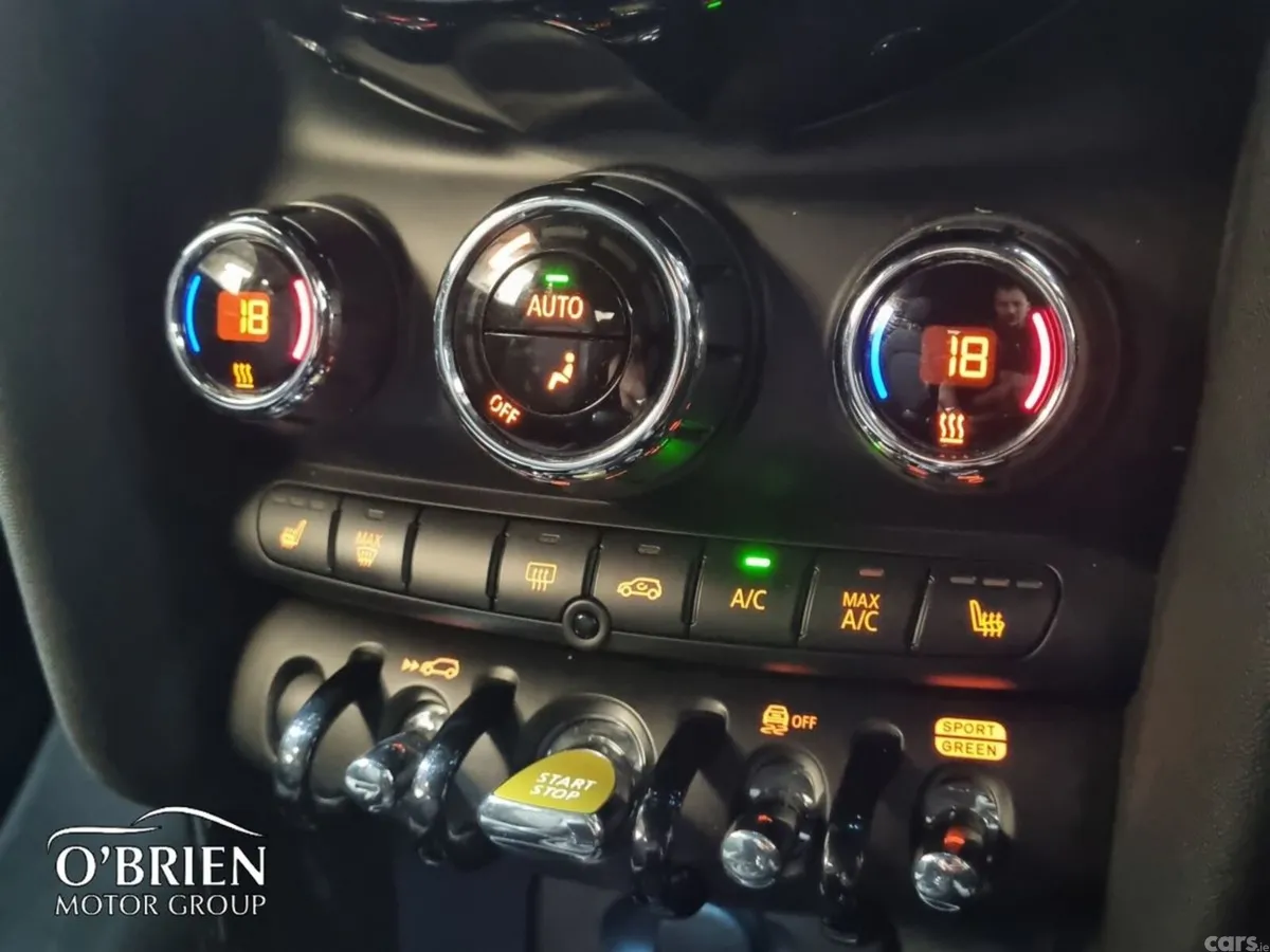 Mini Cooper Hatchback, Electric, 2022, White