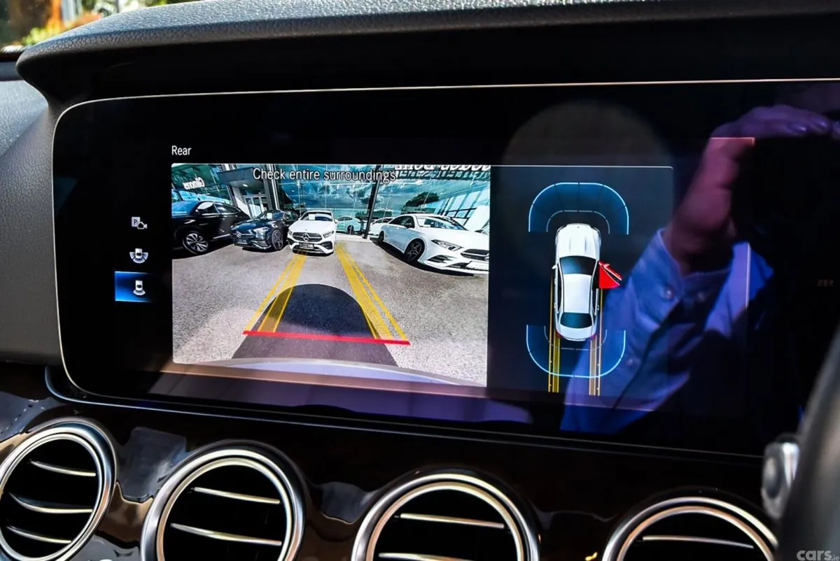 Mercedes-Benz E-Class Saloon, Diesel Hybrid, 2023, Silver