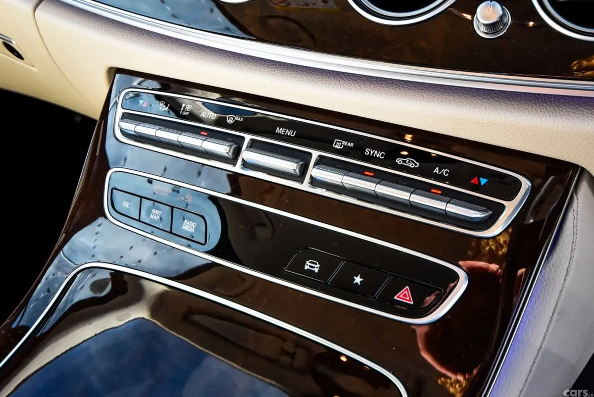 Mercedes-Benz E-Class Saloon, Diesel Hybrid, 2023, Silver