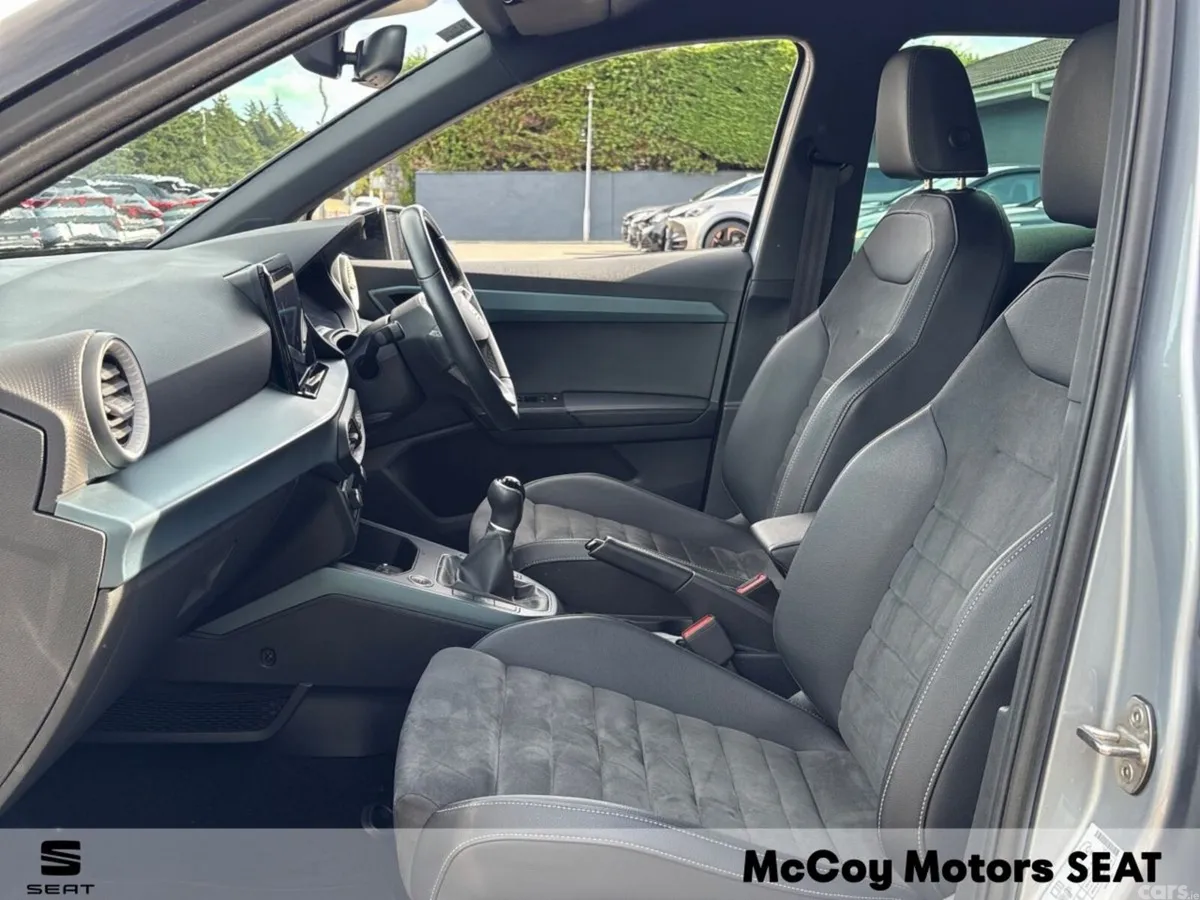 SEAT Arona SUV, Petrol, 2023, Silver