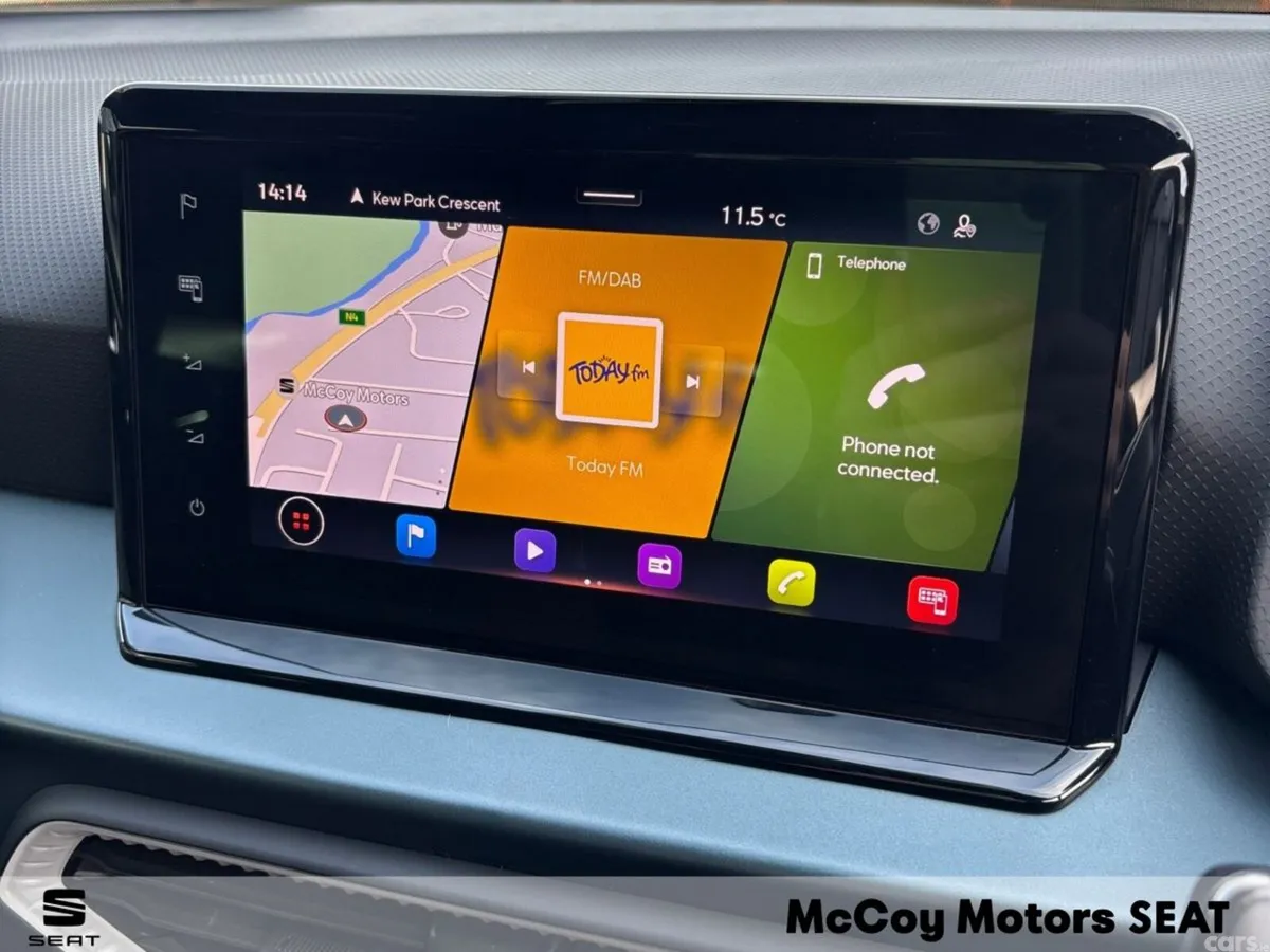SEAT Arona SUV, Petrol, 2023, Silver