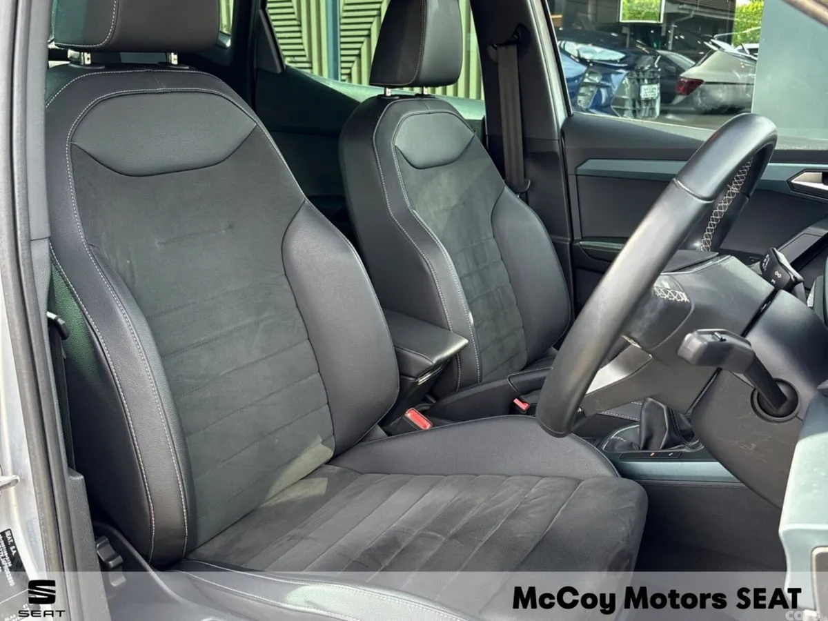 SEAT Arona SUV, Petrol, 2023, Silver