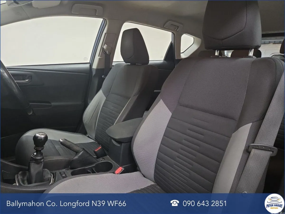 Toyota Auris Hatchback, Diesel, 2017, Blue