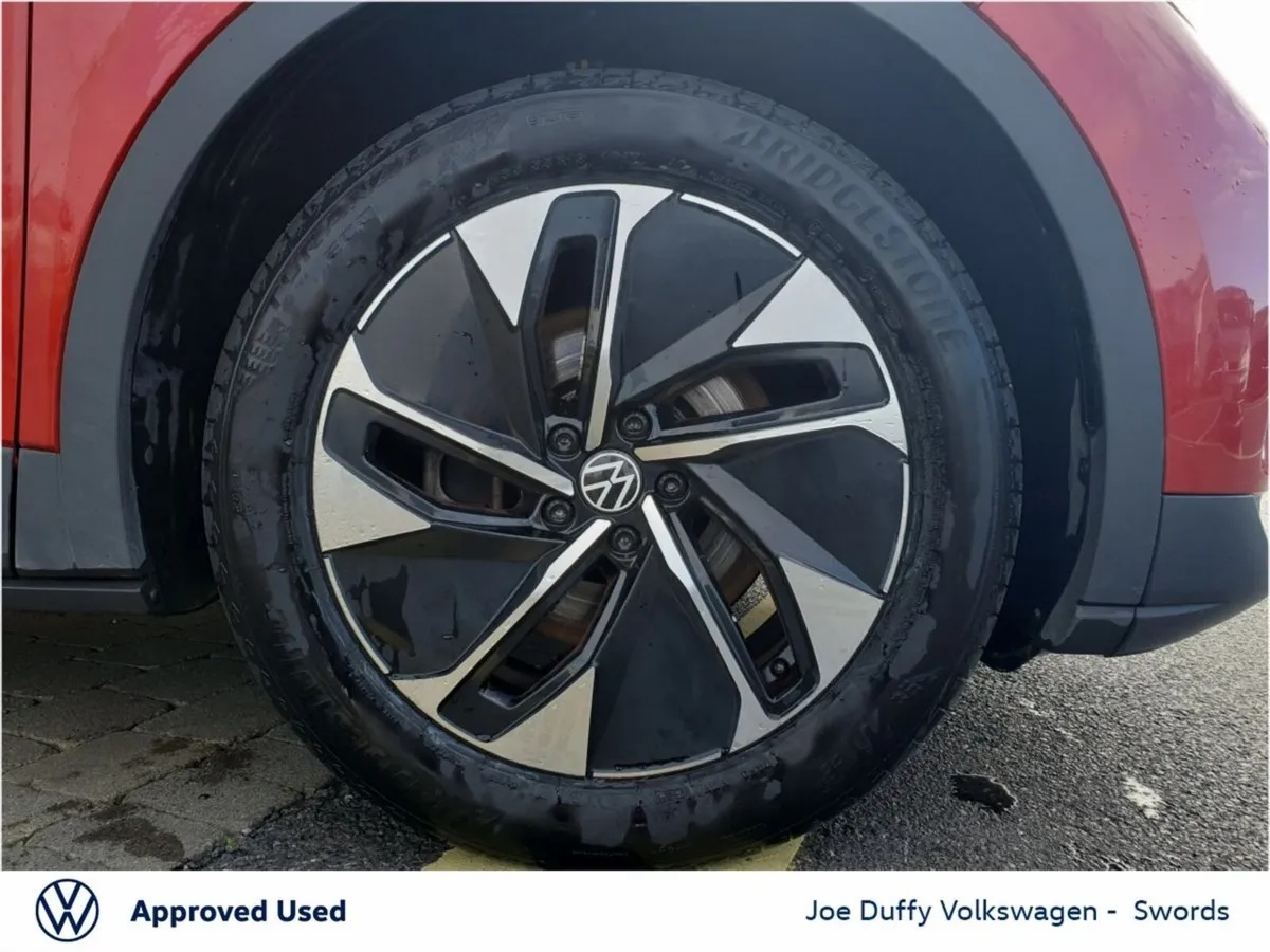Volkswagen ID.4 Estate, Electric, 2023, Red