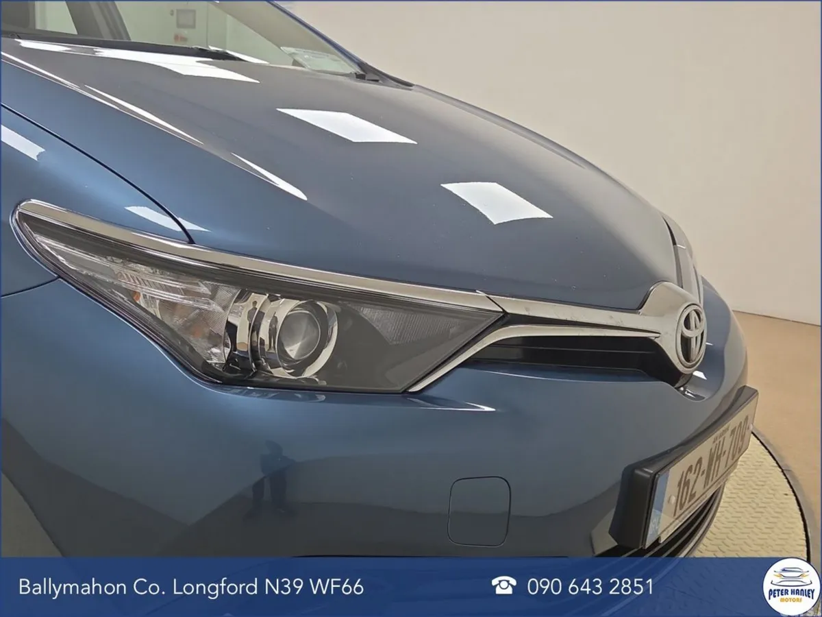 Toyota Auris Hatchback, Diesel, 2016, Blue
