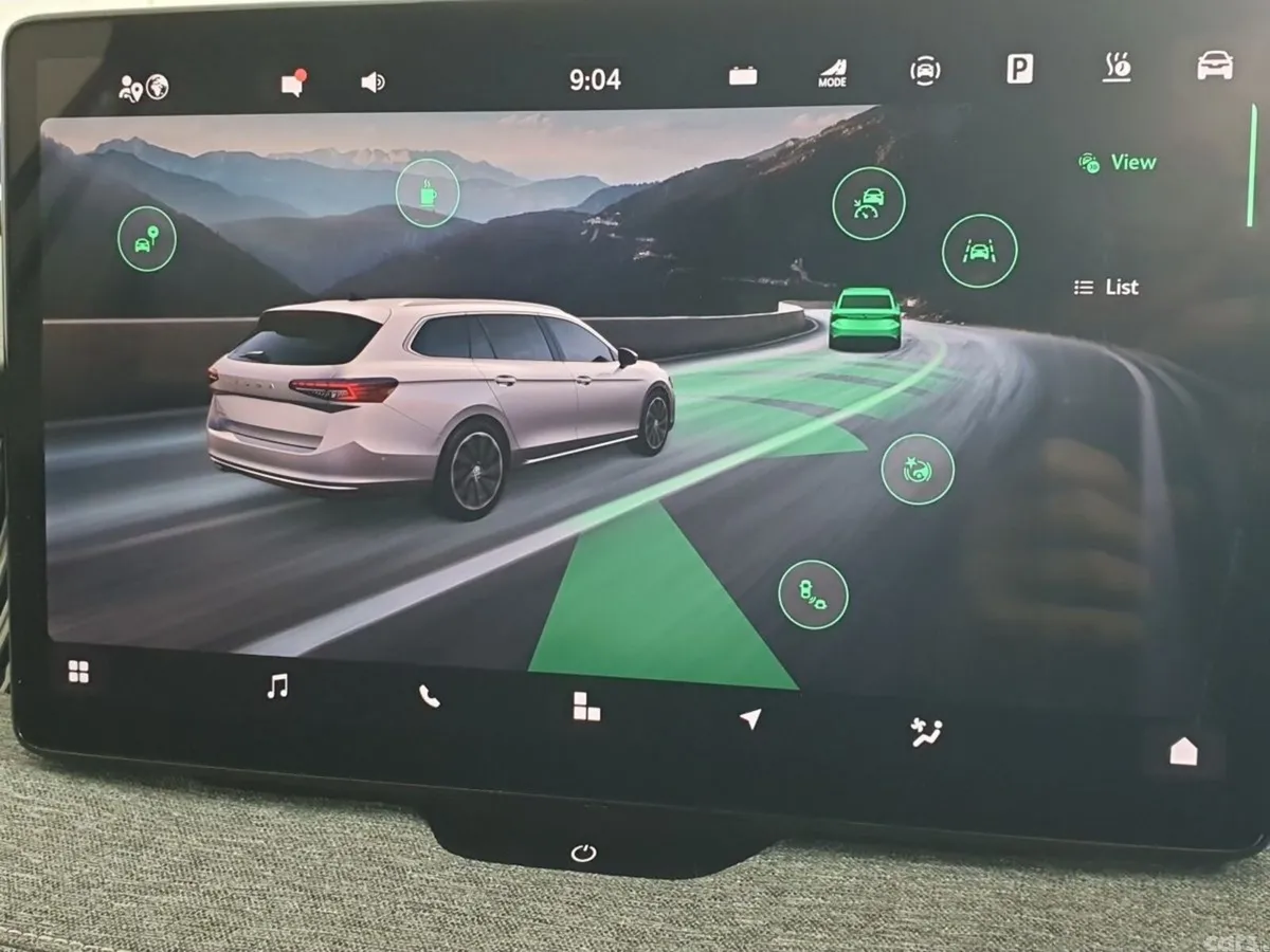 Skoda Superb Estate, Petrol Plug-in Hybrid, 2025, Silver