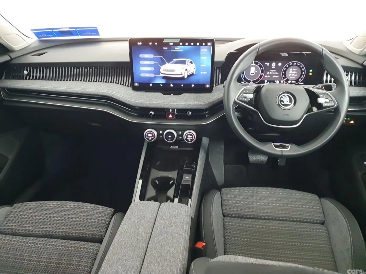 Skoda Superb Estate, Petrol Plug-in Hybrid, 2025, Silver