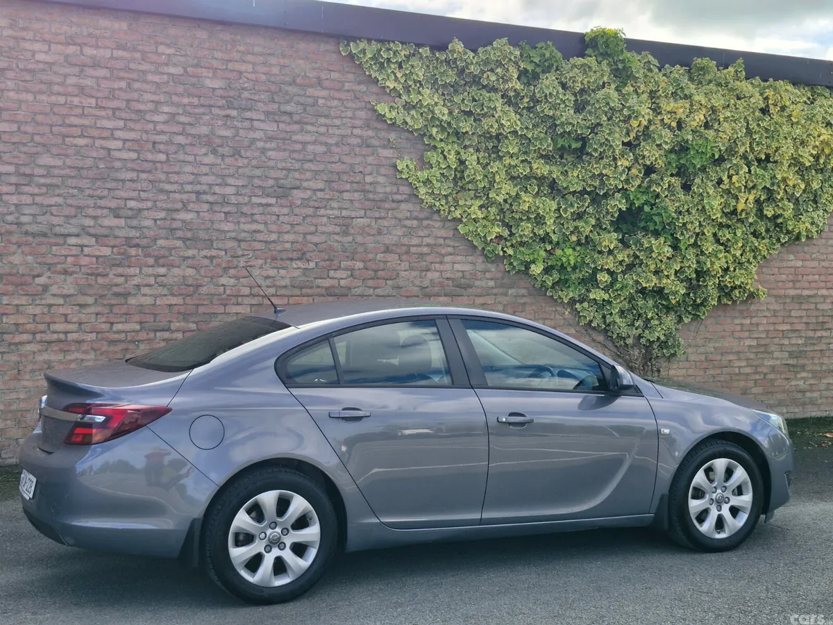 Opel Insignia Saloon, Petrol, 2016, Grey