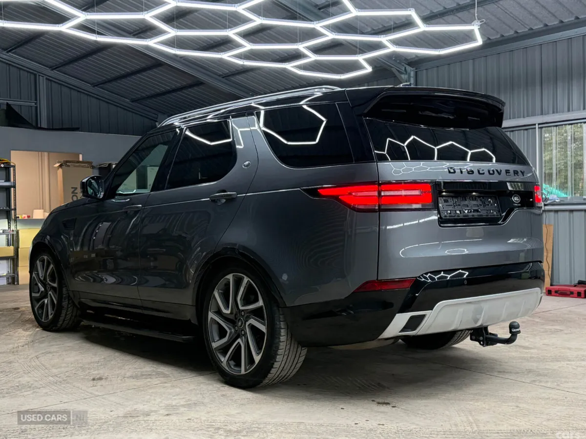 Land Rover Discovery SUV, Diesel, 2017, Grey