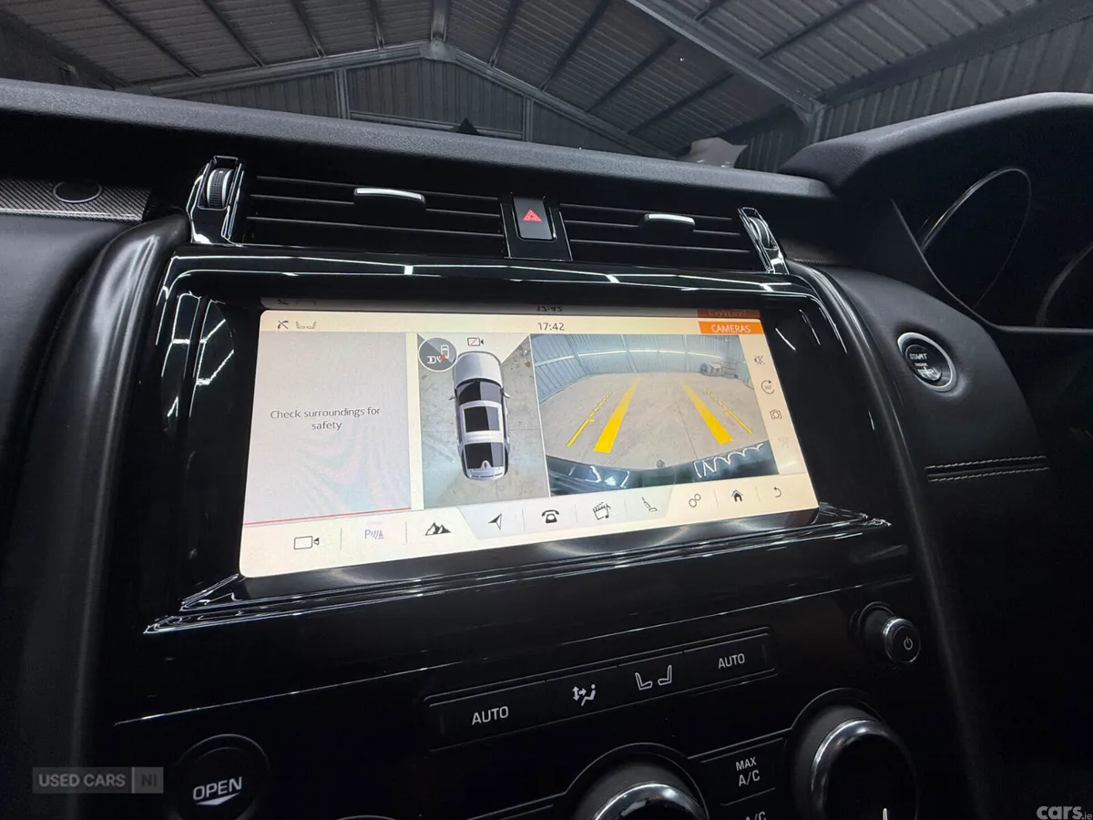 Land Rover Discovery SUV, Diesel, 2017, Grey