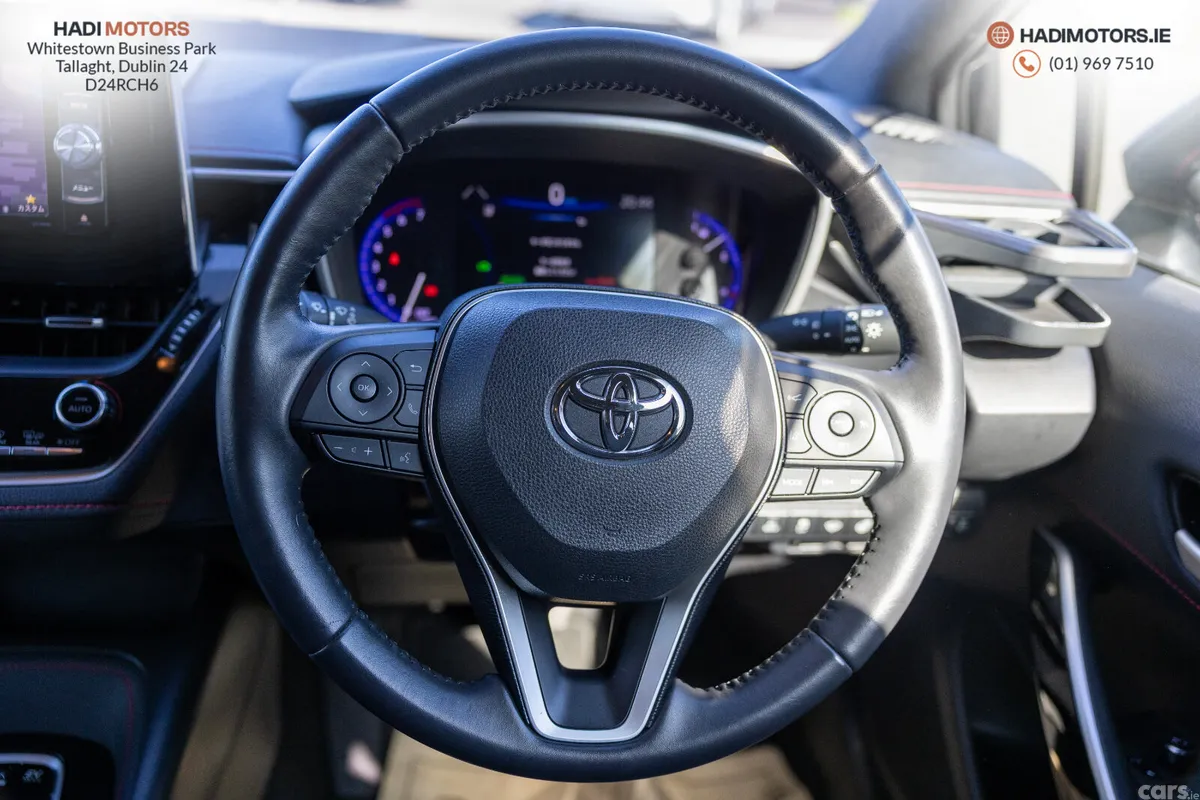 Toyota Corolla Hatchback, Petrol Hybrid, 2019, Black