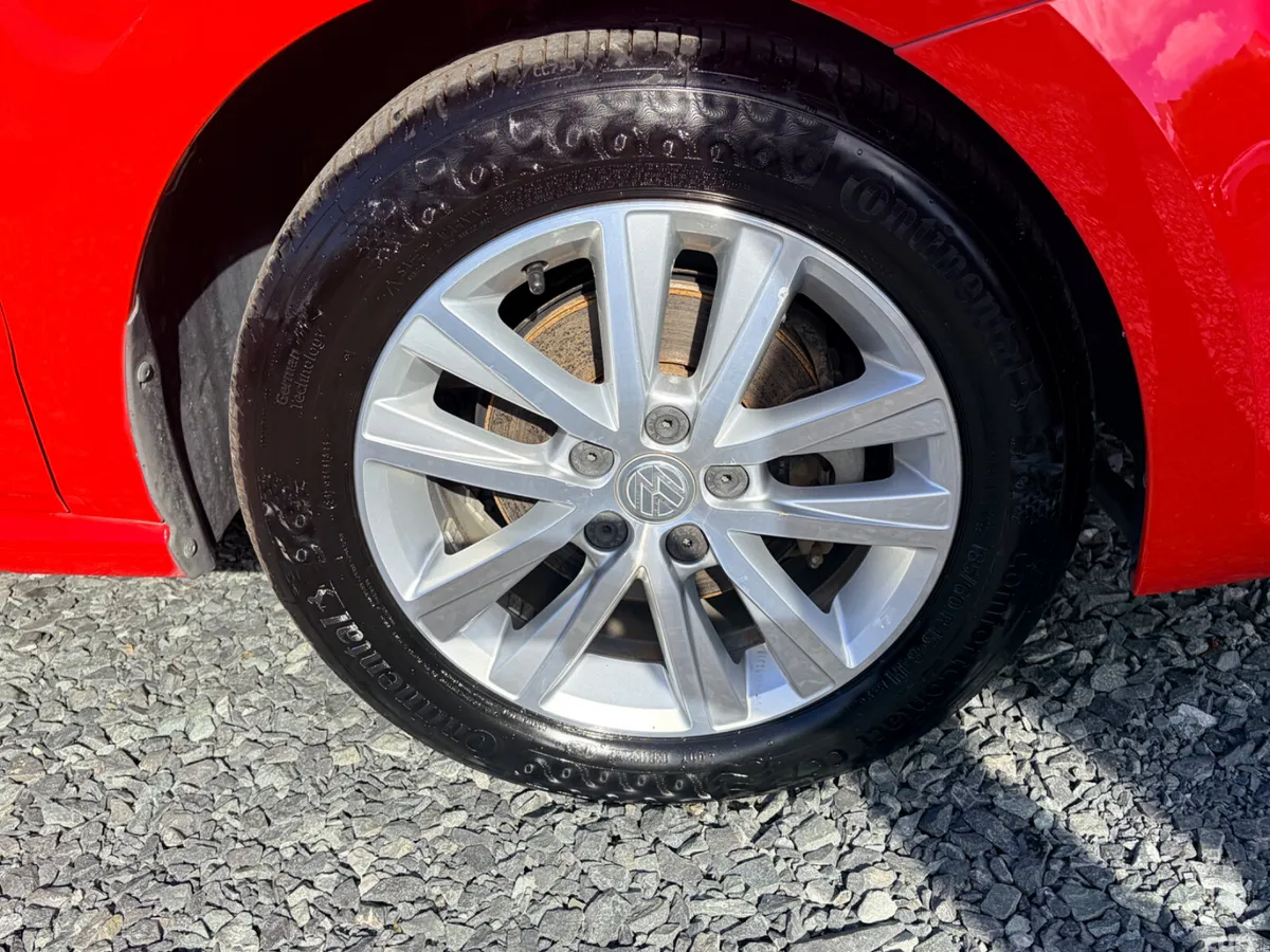 Volkswagen Polo Hatchback, Petrol, 2017, Red