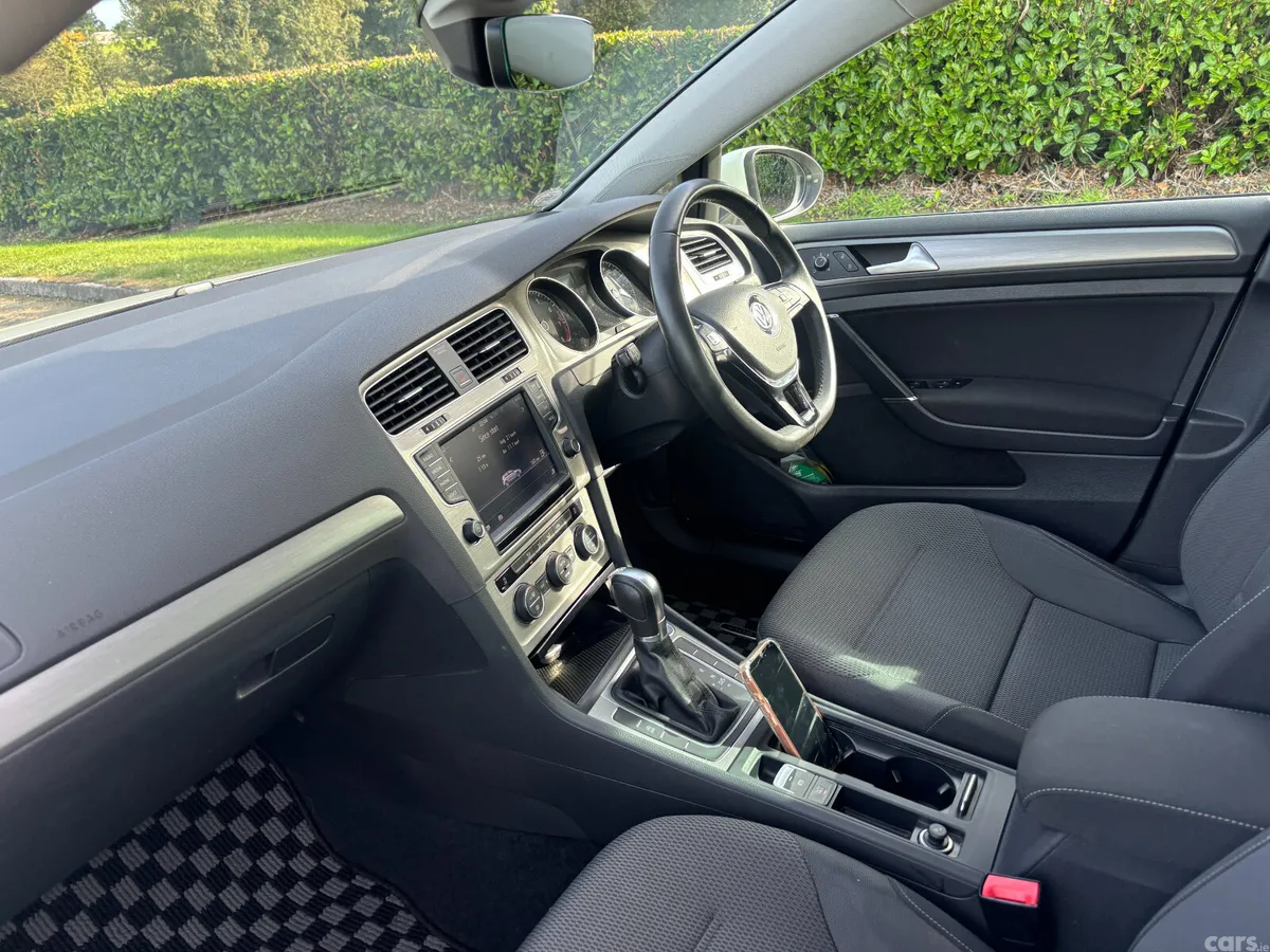 Volkswagen Golf Hatchback, Petrol, 2017, White