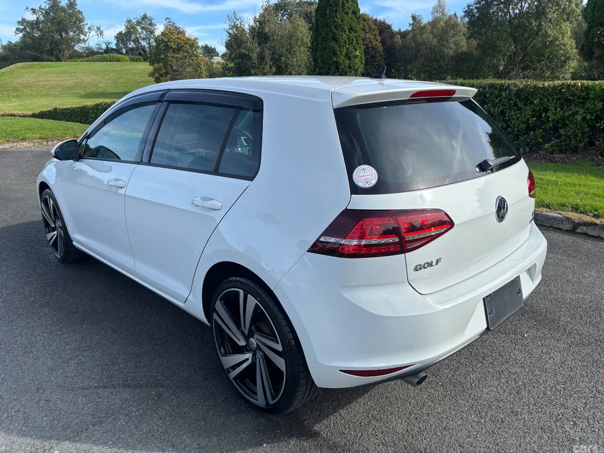 Volkswagen Golf Hatchback, Petrol, 2017, White