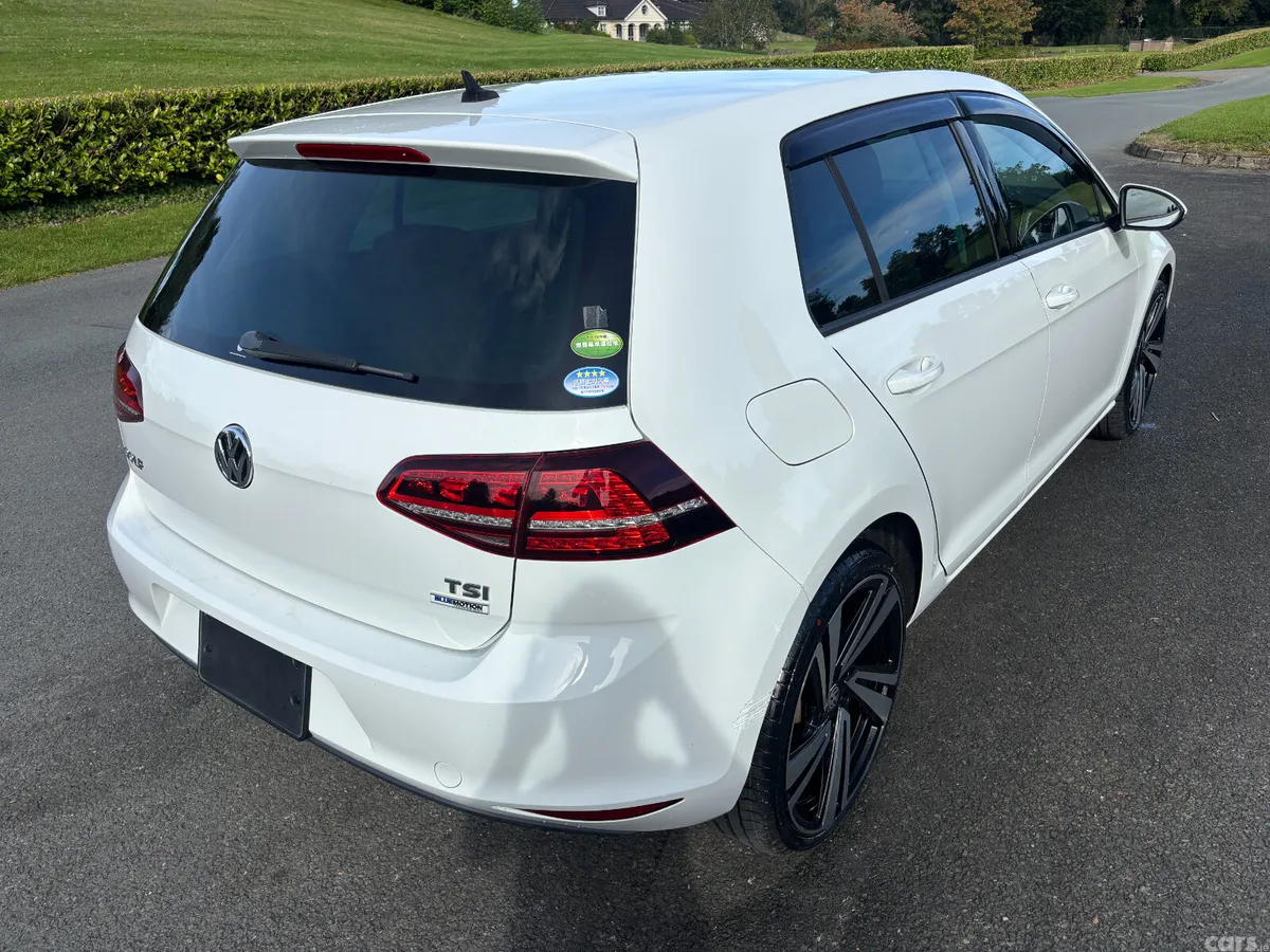Volkswagen Golf Hatchback, Petrol, 2017, White