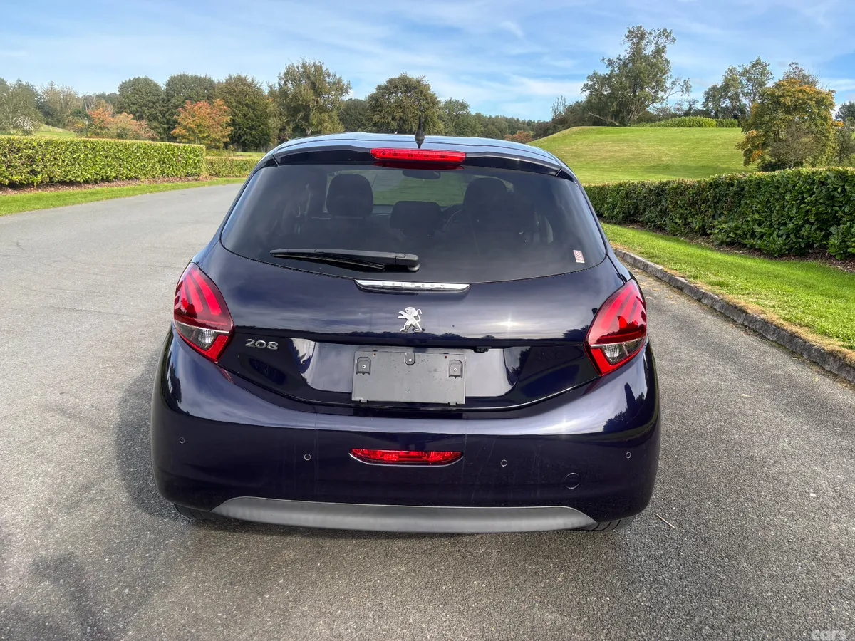 Peugeot 208 Hatchback, Petrol, 2020, Blue