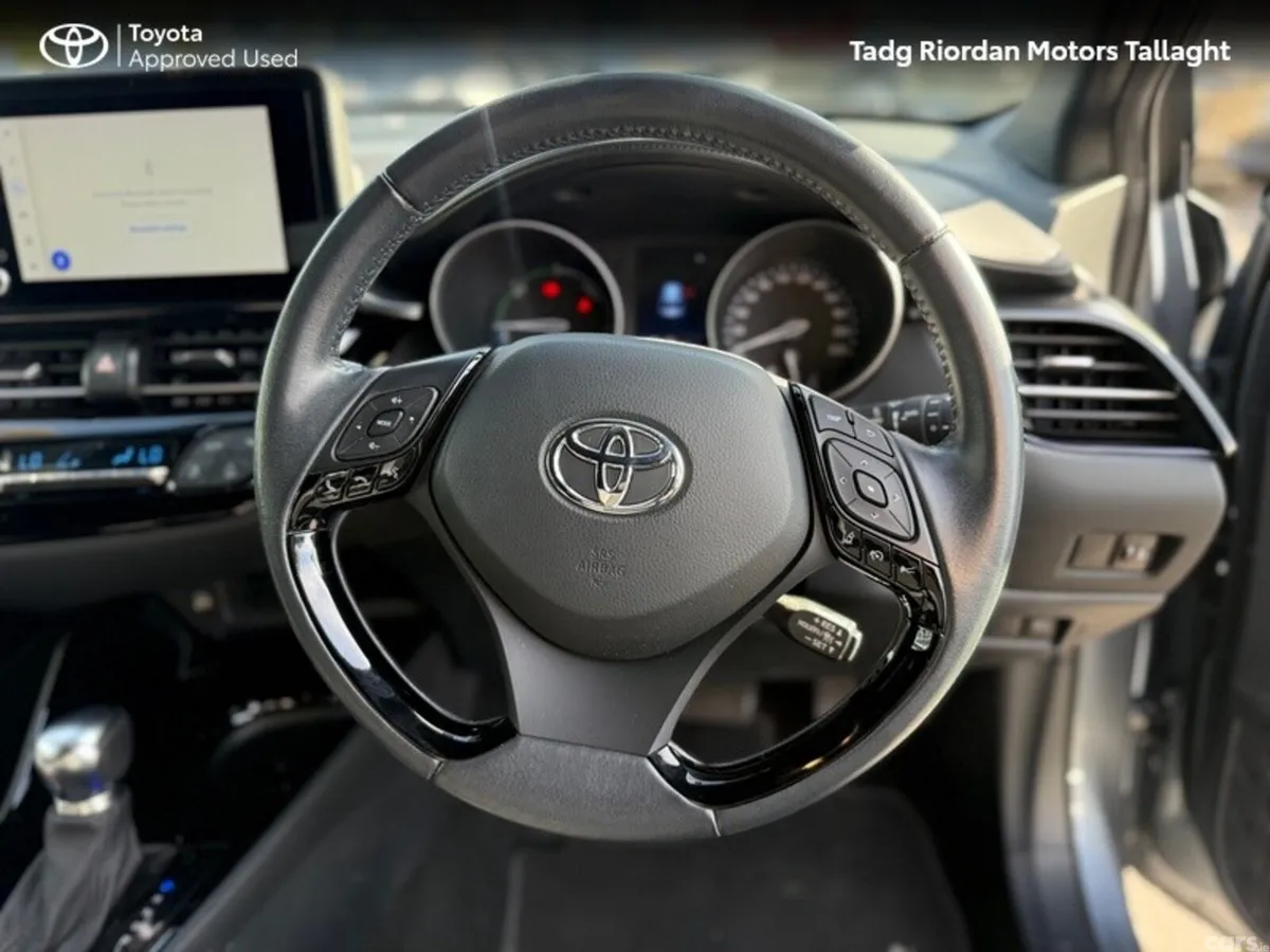 Toyota C-HR SUV, Petrol Hybrid, 2022, Grey