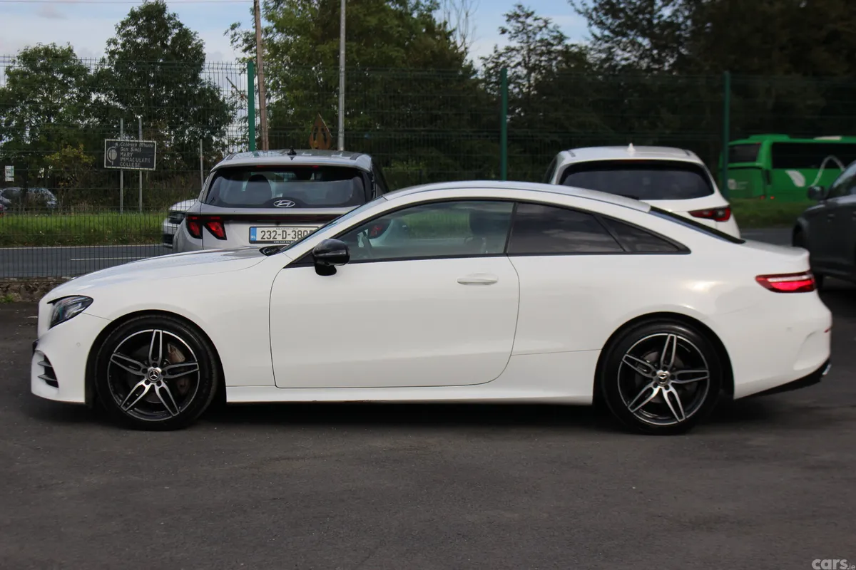 Mercedes-Benz E-Class Coupe, Diesel, 2019, White