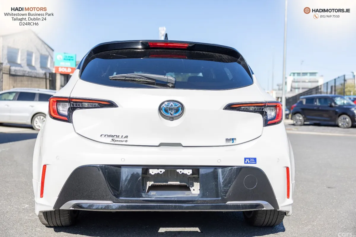 Toyota Corolla Hatchback, Petrol Hybrid, 2023, White
