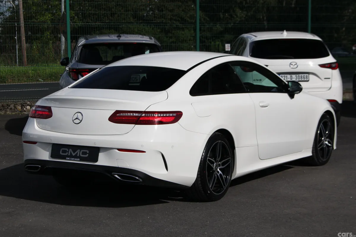 Mercedes-Benz E-Class Coupe, Diesel, 2019, White