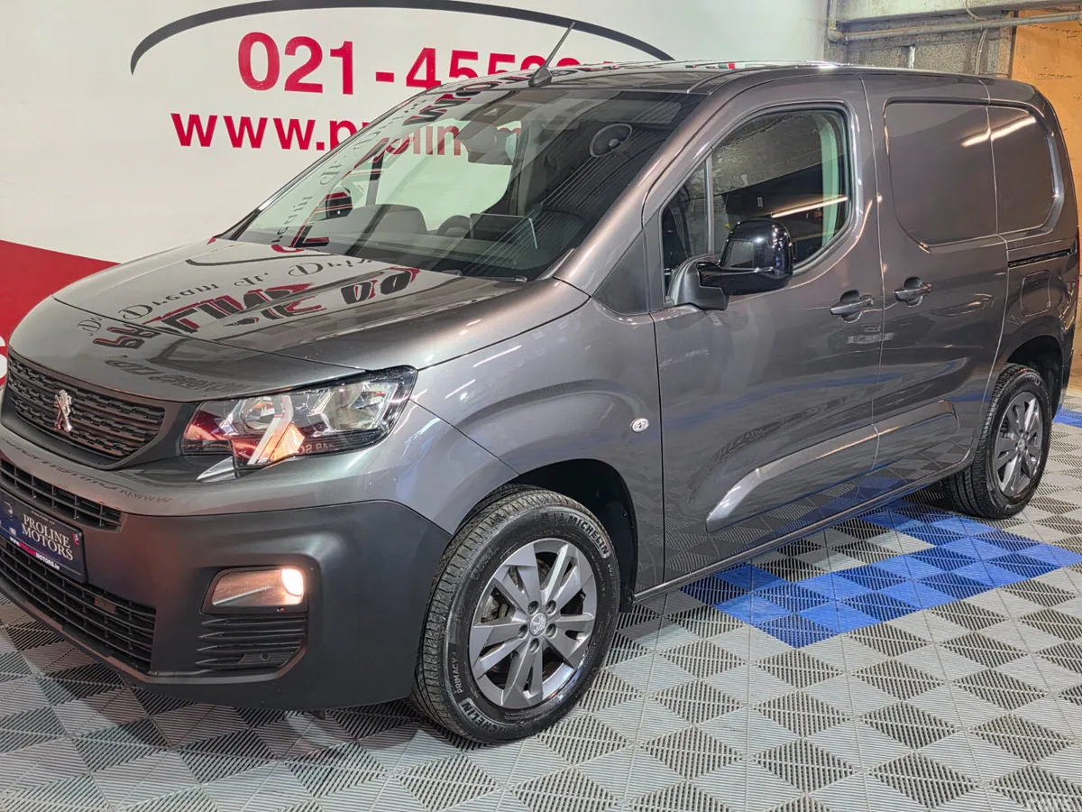 Peugeot Partner MPV, Diesel, 2022, Grey