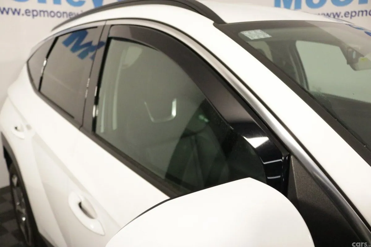 Hyundai Tucson SUV, Petrol Hybrid, 2024, White