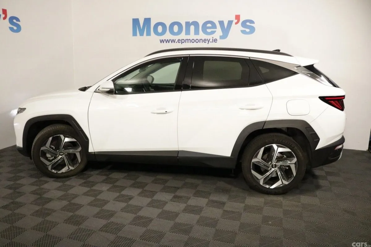 Hyundai Tucson SUV, Petrol Hybrid, 2024, White