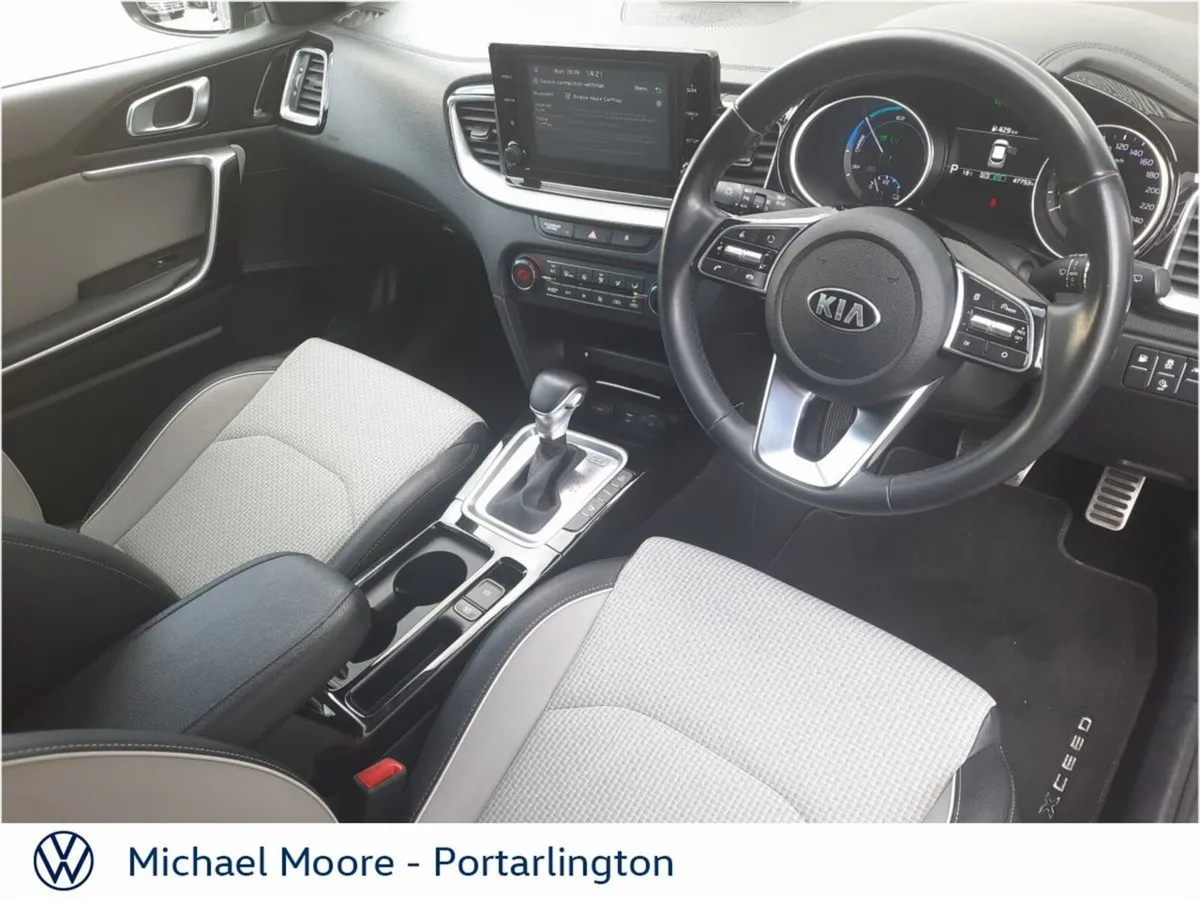 Kia XCeed Hatchback, Petrol Plug-in Hybrid, 2021, Grey