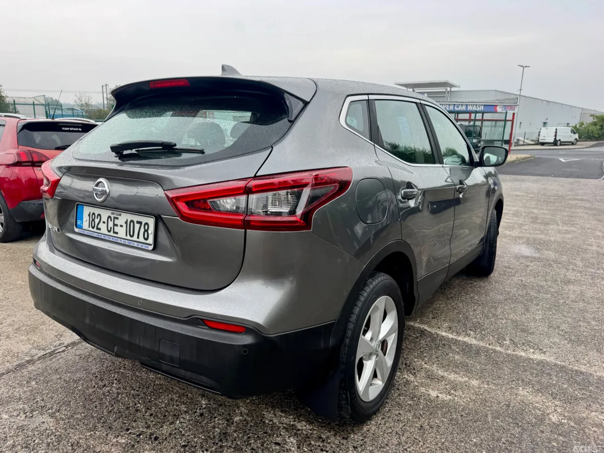 Nissan Qashqai Hatchback, Diesel, 2018, Grey
