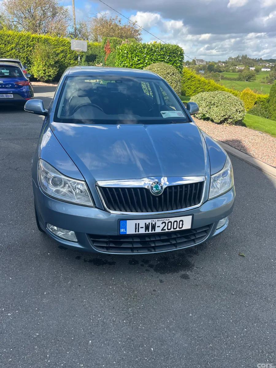 Skoda Octavia Saloon, Diesel, 2011, Grey