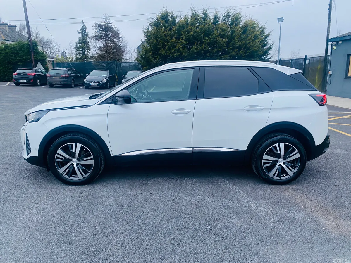 Peugeot 3008 MPV, Diesel, 2022, White