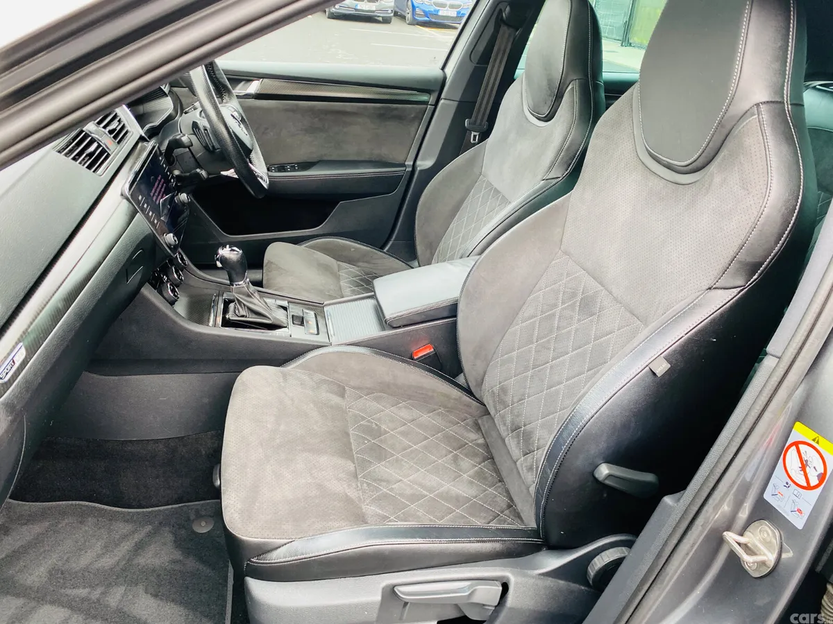 Skoda Superb Saloon, Diesel, 2022, Grey