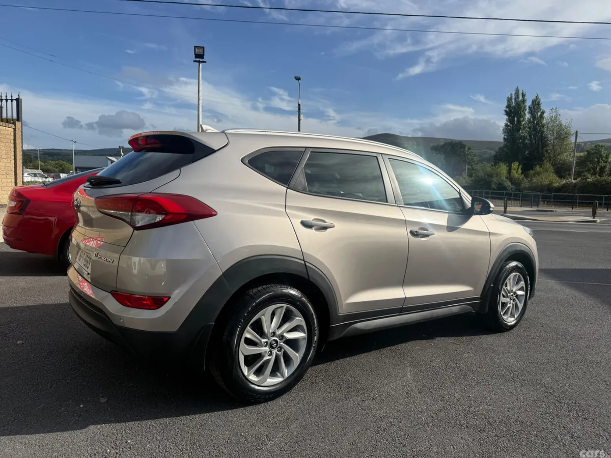 Hyundai Tucson SUV, Diesel, 2016, White
