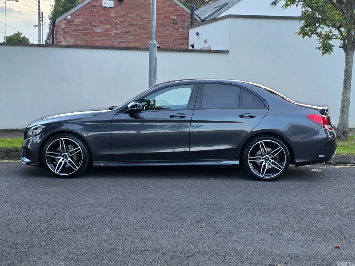 Mercedes-Benz C-Class Saloon, Petrol, 2017, Grey