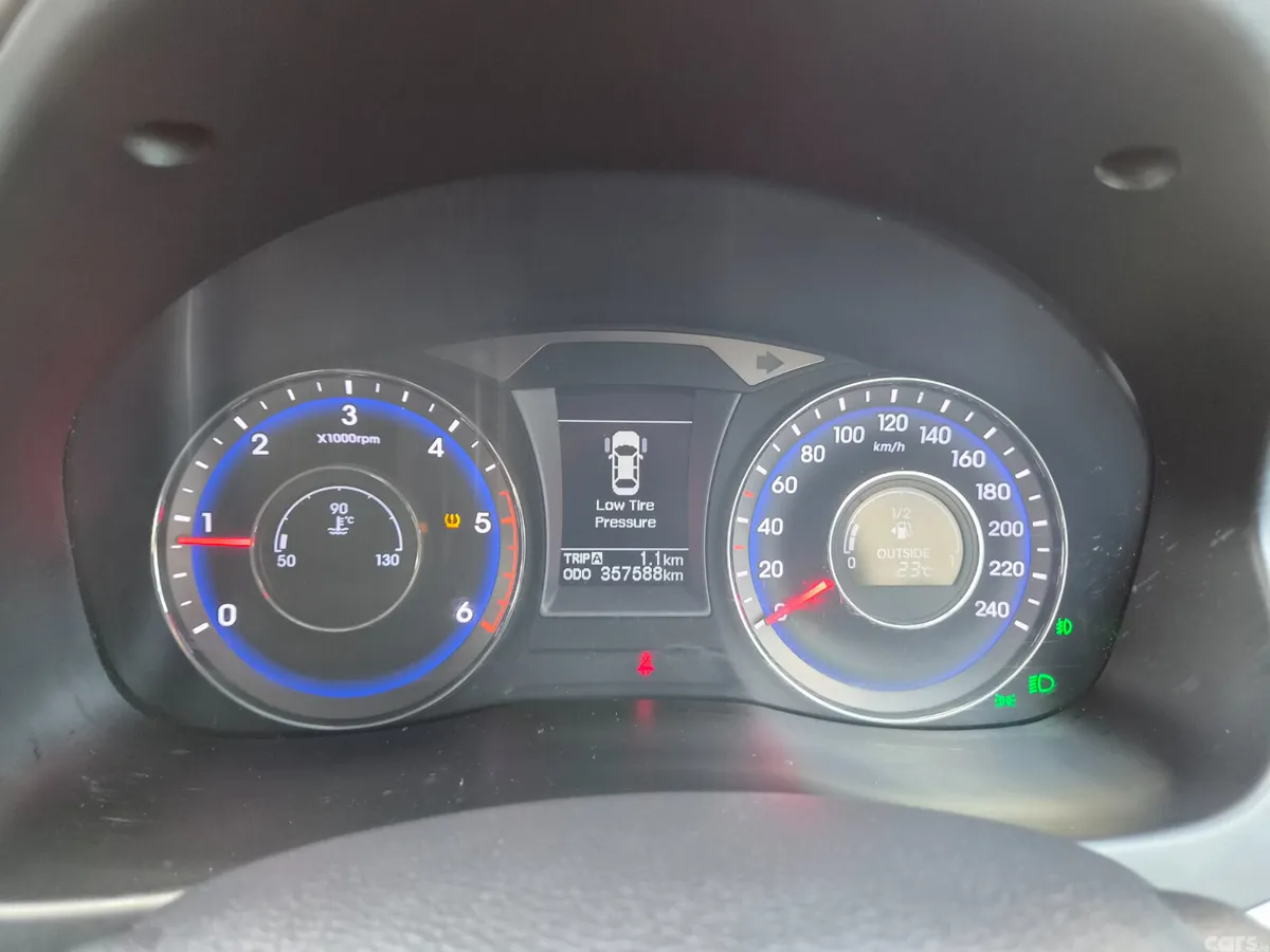 Hyundai i40 Saloon, Diesel, 2014, Blue