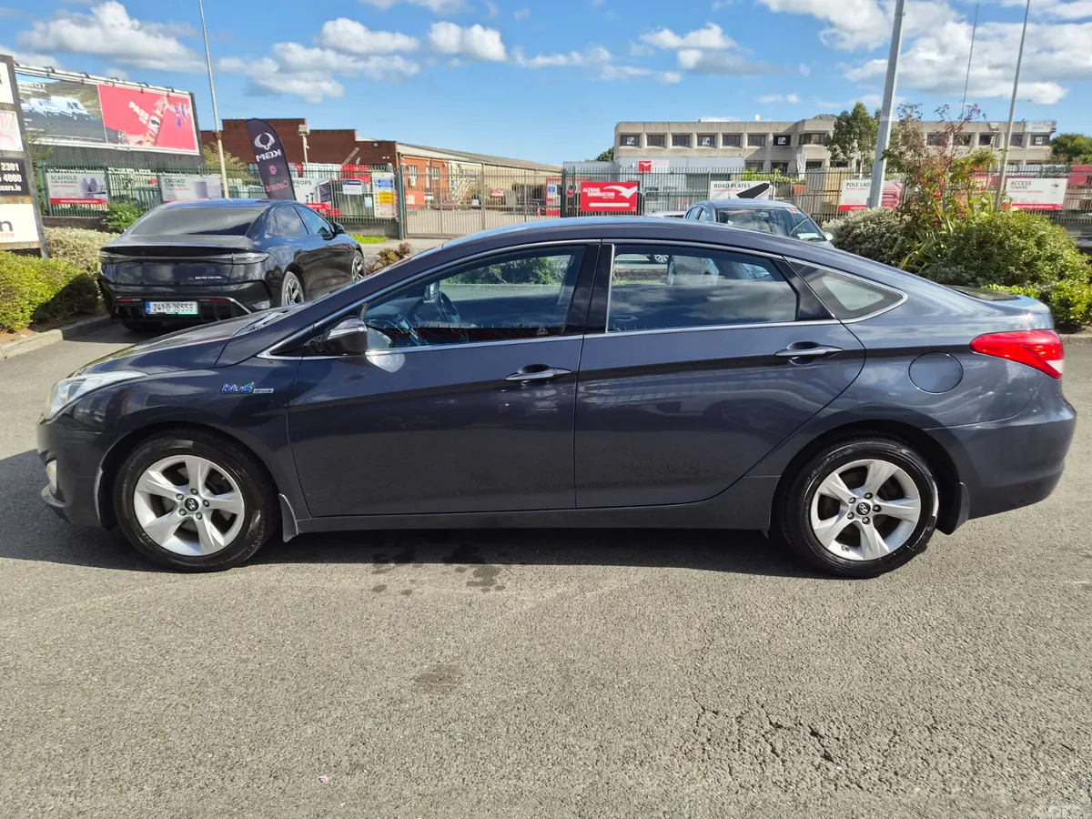 Hyundai i40 Saloon, Diesel, 2014, Blue