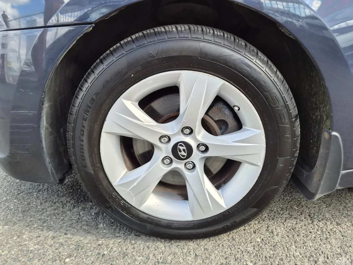 Hyundai i40 Saloon, Diesel, 2014, Blue