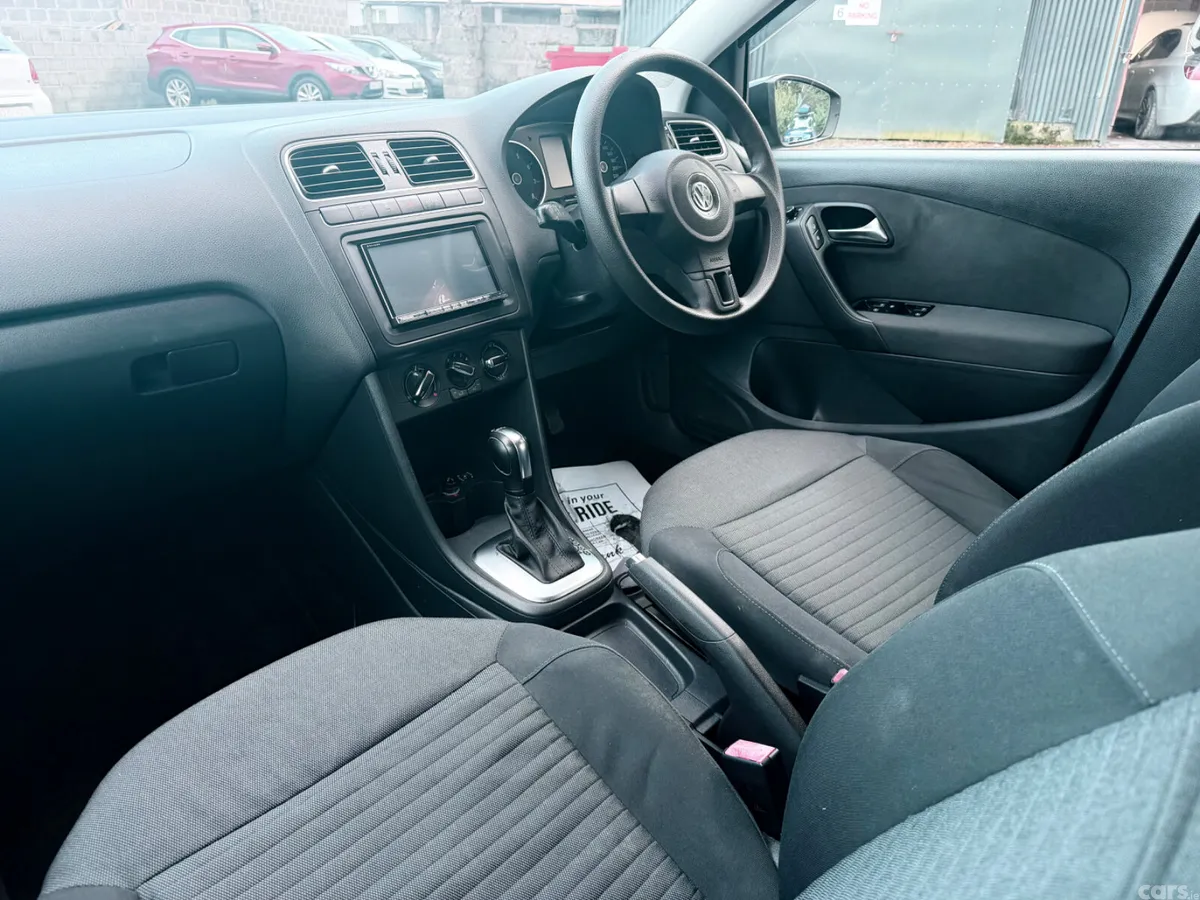 Volkswagen Polo Hatchback, Petrol, 2012, Black