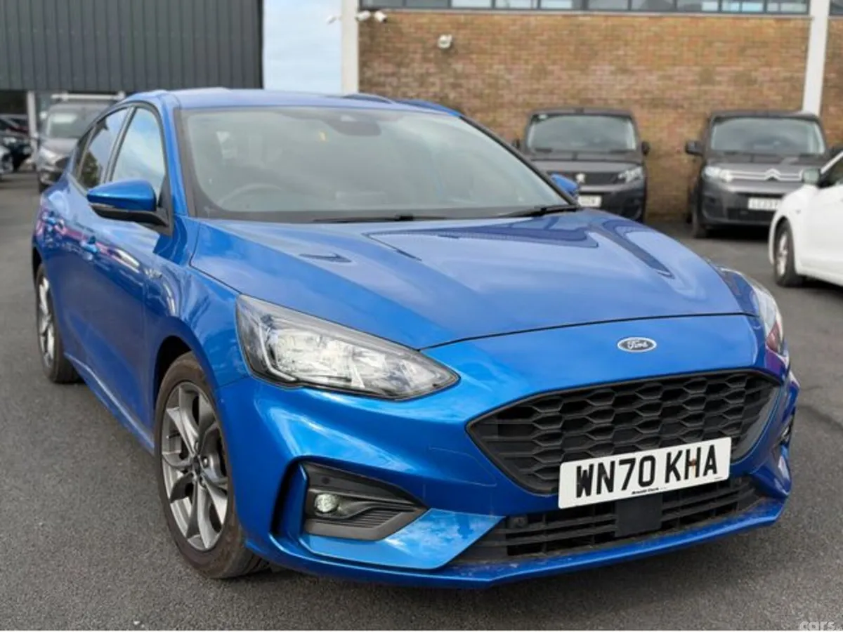 Ford Focus Hatchback, Diesel, 2020, Blue