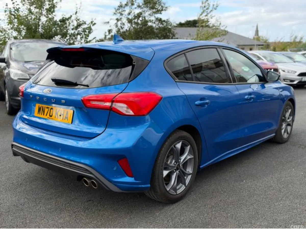 Ford Focus Hatchback, Diesel, 2020, Blue