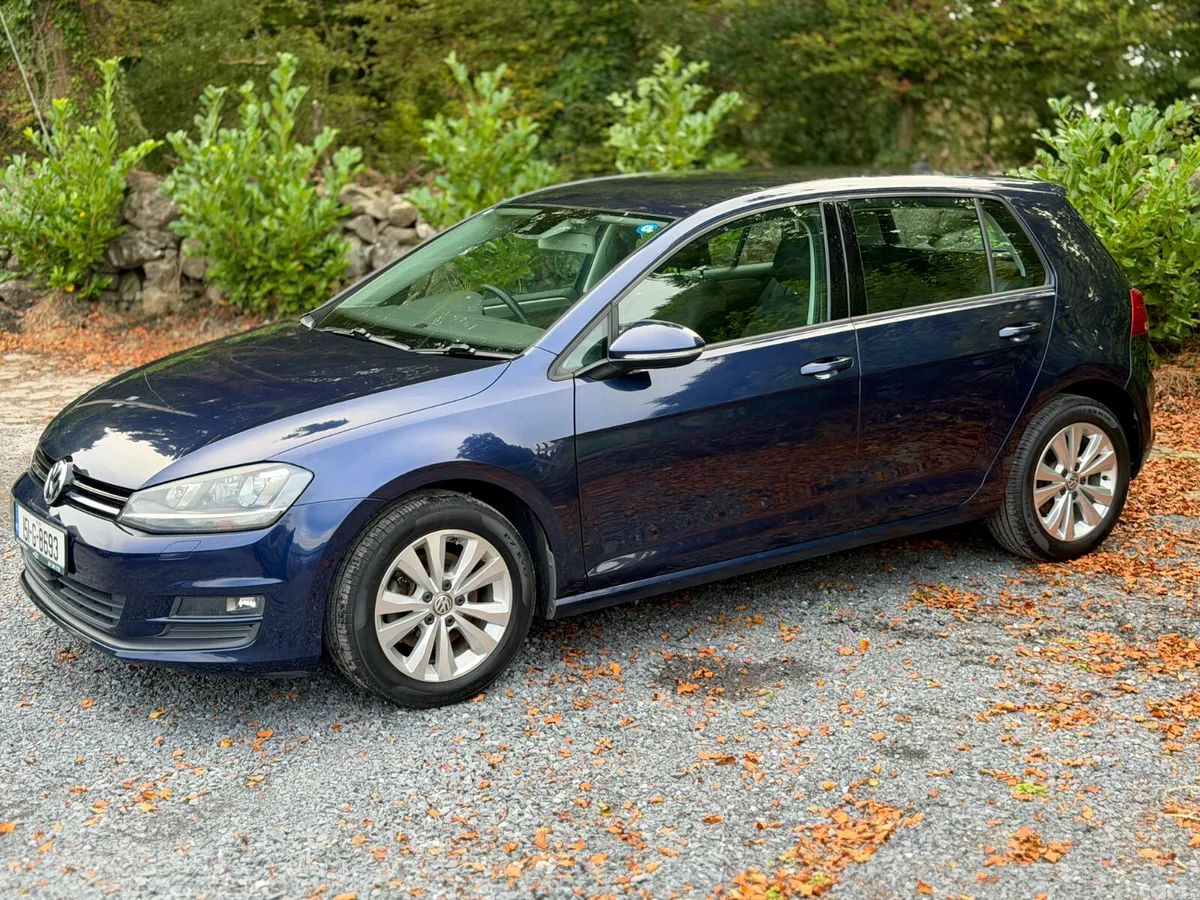 Volkswagen Golf Hatchback, Petrol, 2015, Blue