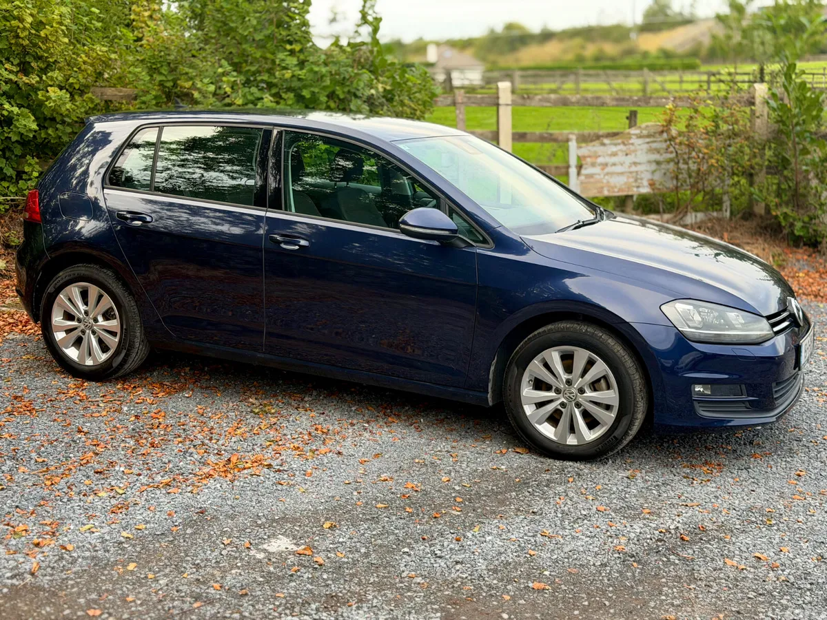 Volkswagen Golf Hatchback, Petrol, 2015, Blue