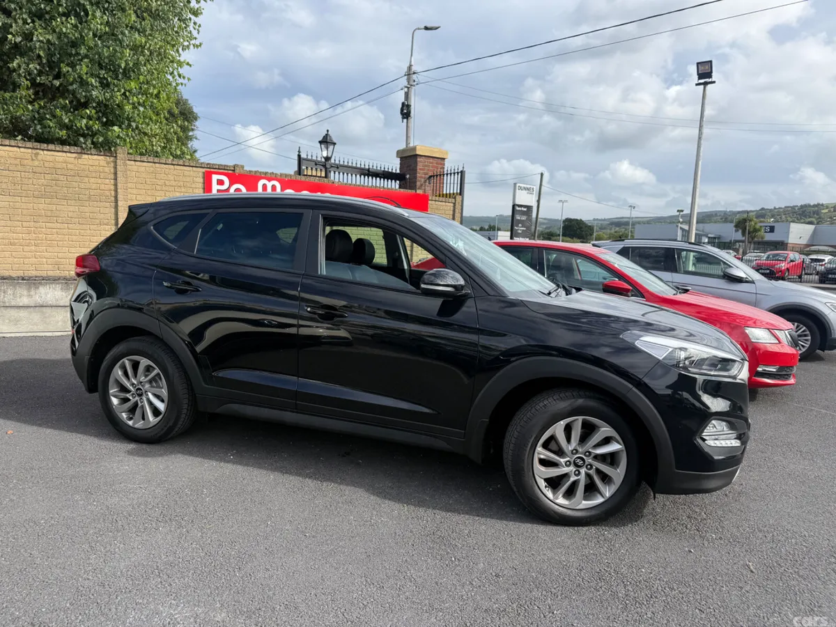 Hyundai Tucson SUV, Diesel, 2016, Black