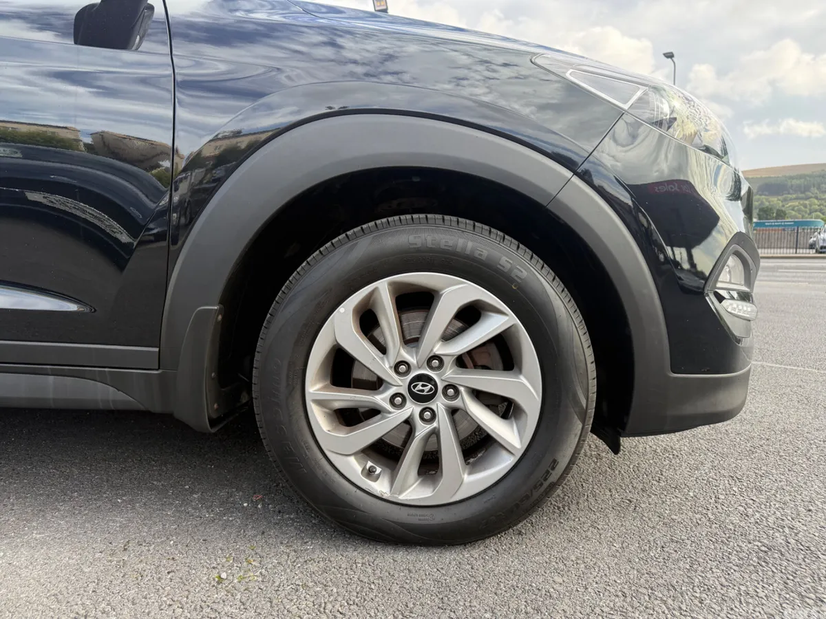Hyundai Tucson SUV, Diesel, 2016, Black