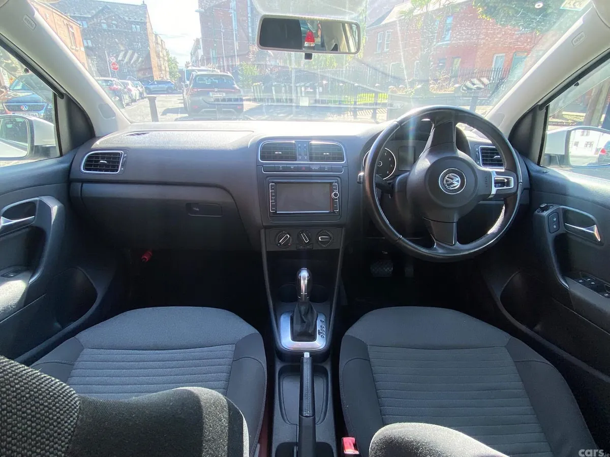 Volkswagen Polo Hatchback, Petrol, 2013, White