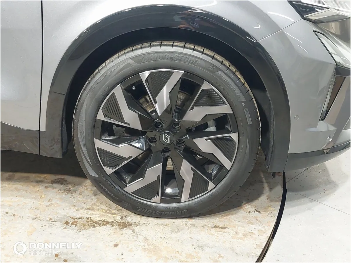 Renault Rafale Estate, Petrol Hybrid, 2026, Grey